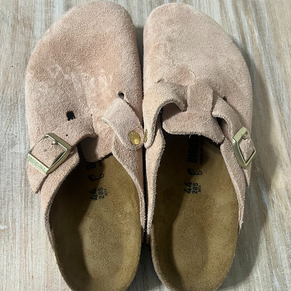 Men's Birkenstock Boston Suede Clog in Light Rose Size 11